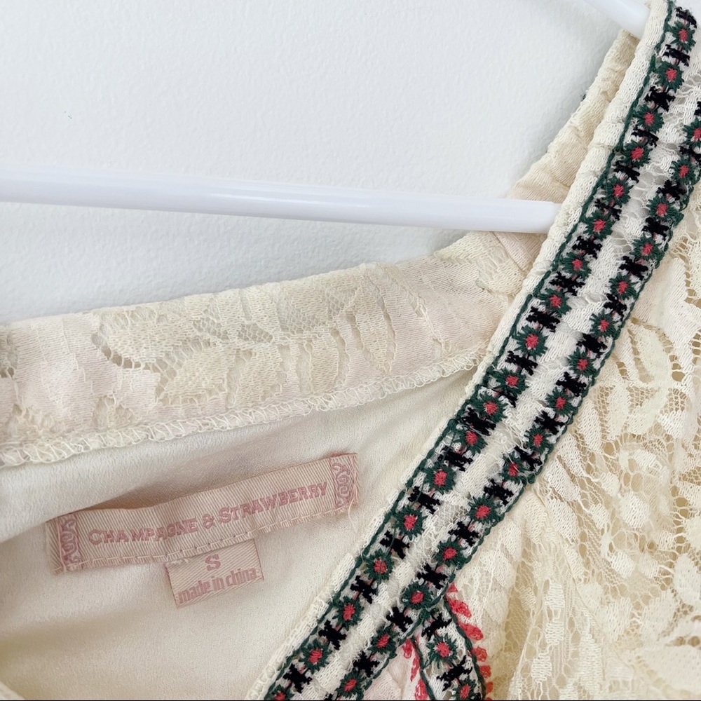 Champagne & Strawberry vintage ivory lace boho dress - Picture 5 of 8